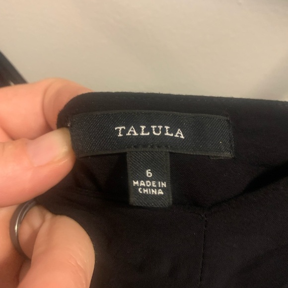 Aritzia Talula Black Flowy Mini Dress – Size 6 - Picture 4 of 8